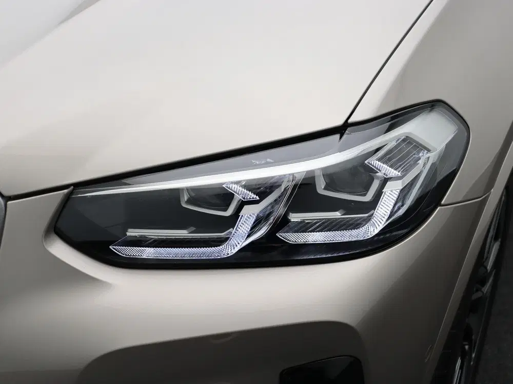 BMW iX3 High Executive 80 kWh SoH 97% uit 2024, foto 8