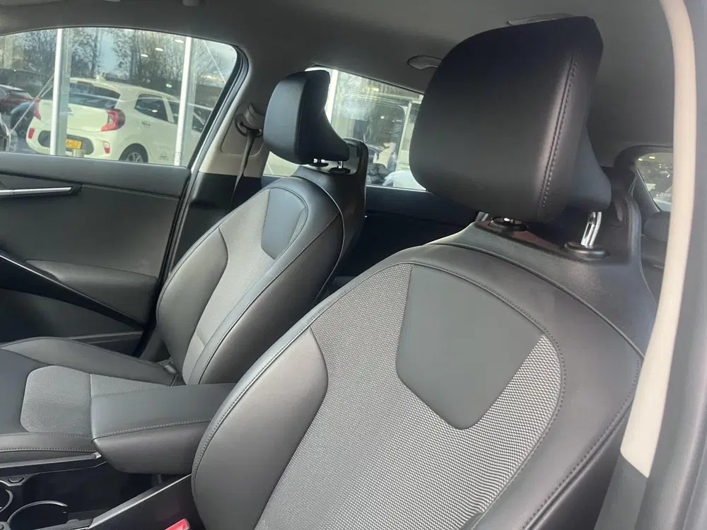 Kia Niro DynamicLine 64.8 kWh Nav uit 2024, foto 14