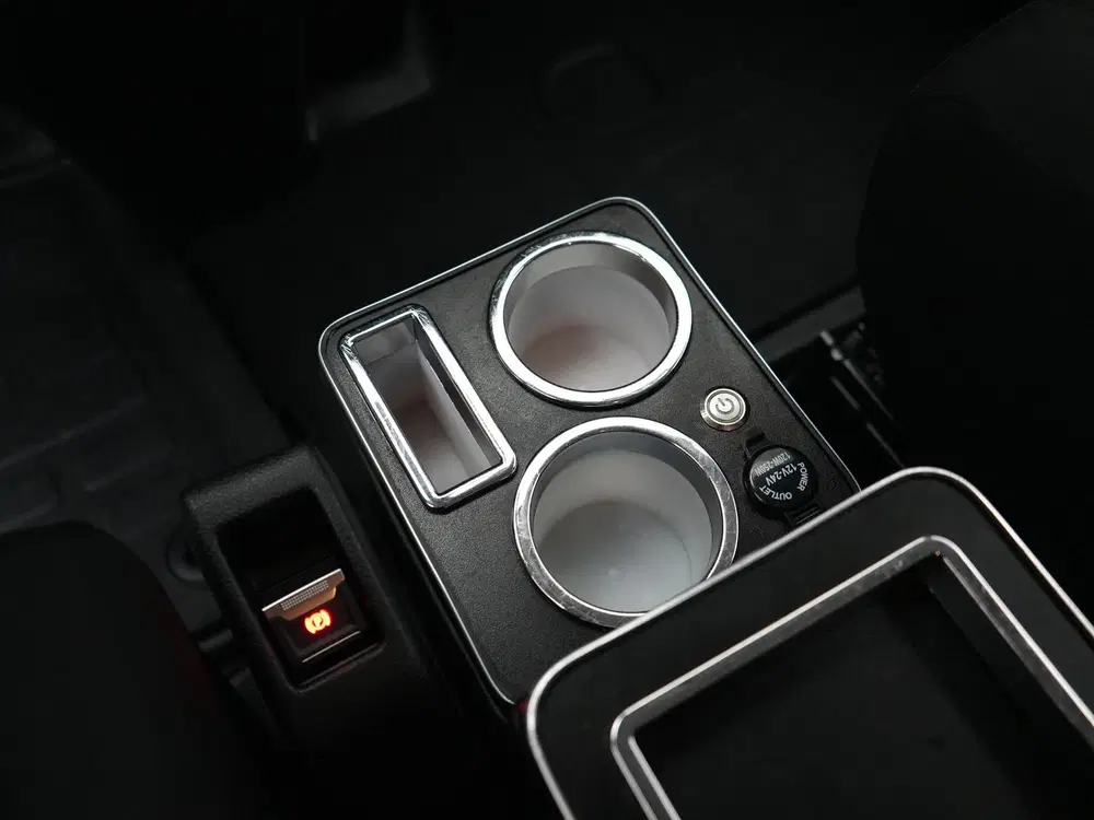 Peugeot Expert 2.0 BlueHDI 180 DC Achteruit rijcamera uit 2024, foto 14