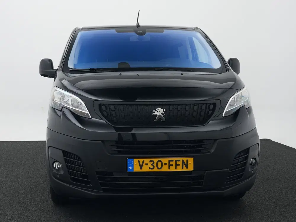 Peugeot Expert 2.0 BlueHDI 180 DC Achteruit rijcamera uit 2024, foto 8