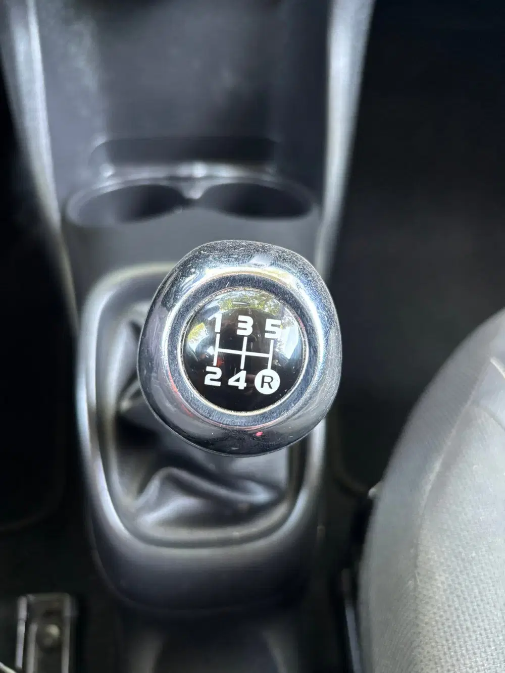 Peugeot 108 1.0 E-vti 72pk 5D 2020 Grijs Airco uit 2020, foto 14