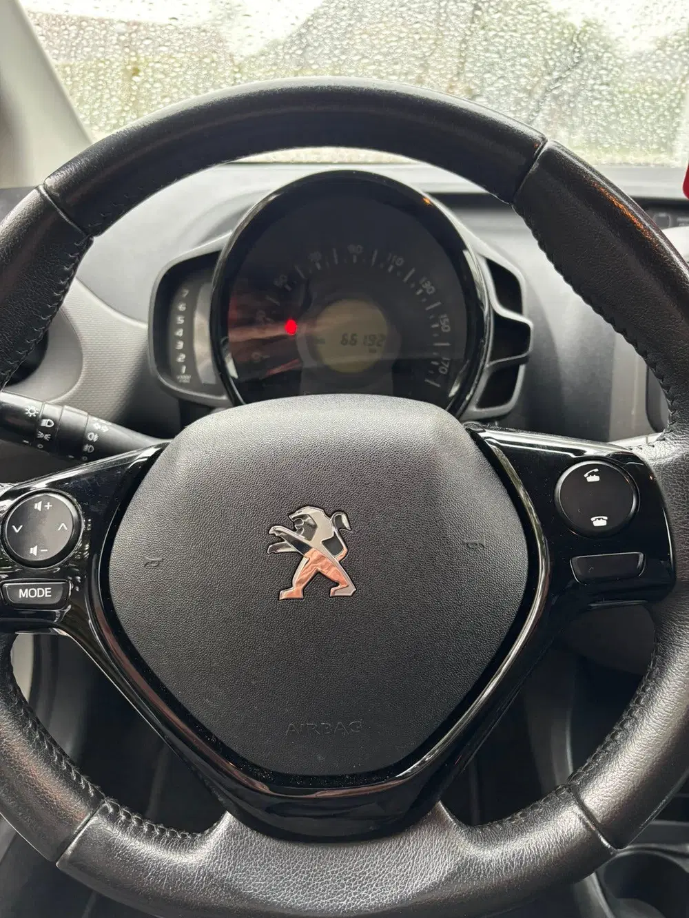 Peugeot 108 1.0 E-vti 72pk 5D 2020 Grijs Airco uit 2020, foto 15