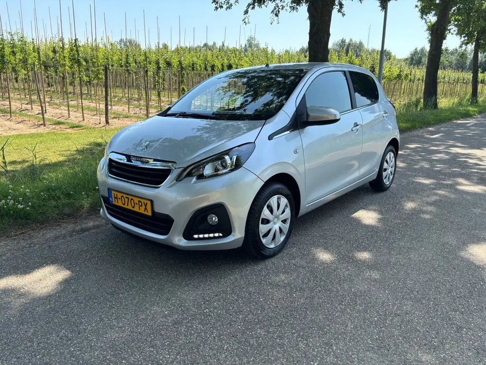 Peugeot 108 1.0 E-vti 72pk 5D 2020 Grijs Airco uit 2020, foto 6