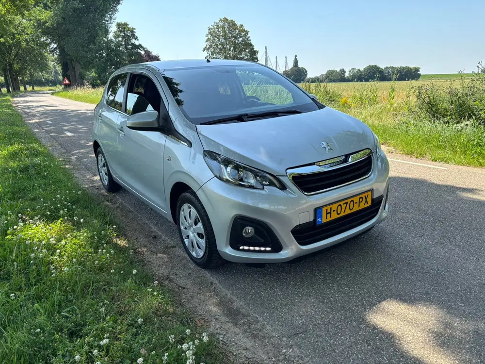 Peugeot 108 1.0 E-vti 72pk 5D 2020 Grijs Airco uit 2020, foto 7