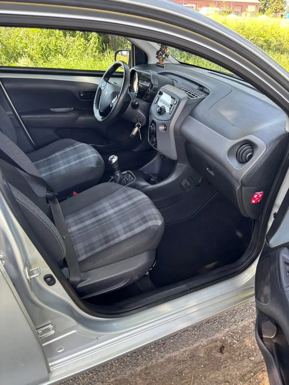 Peugeot 108 1.0 E-vti 72pk 5D 2020 Grijs Airco uit 2020, foto 8
