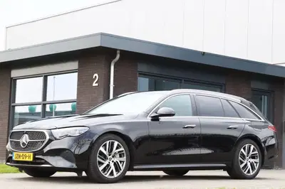 Mercedes-Benz E-Klasse 300e Avantgarde Plus 108km Tre uit 2024