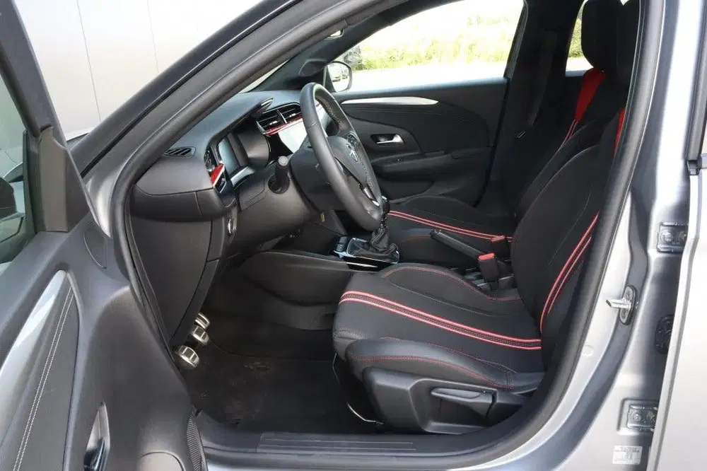 Opel Corsa 1.2 GS Line Apple Carplay Android Auto uit 2023, foto 12