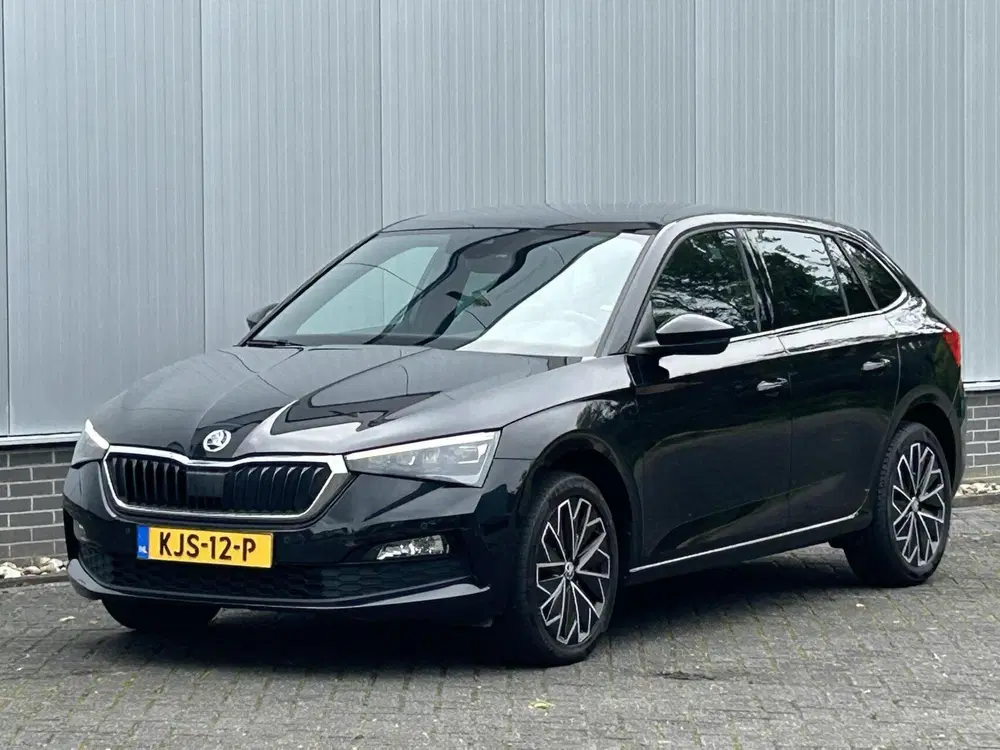 Skoda Scala 1.0 TSI 110pk DSG AUTOM. Ambition GLAZEN P uit 2022, foto 3