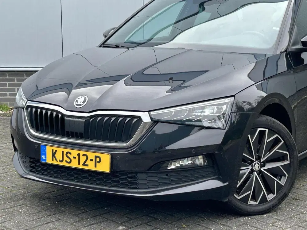 Skoda Scala 1.0 TSI 110pk DSG AUTOM. Ambition GLAZEN P uit 2022, foto 7
