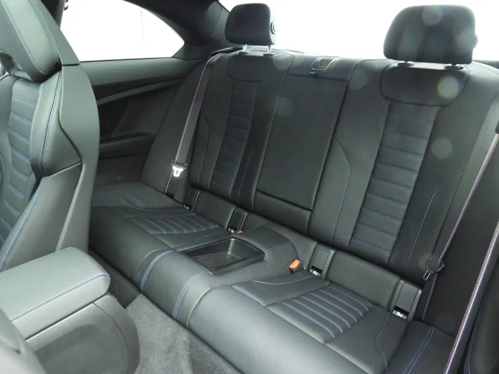 BMW 2-serie 2 serie Coupé 218i High Executive uit 2026, foto 8