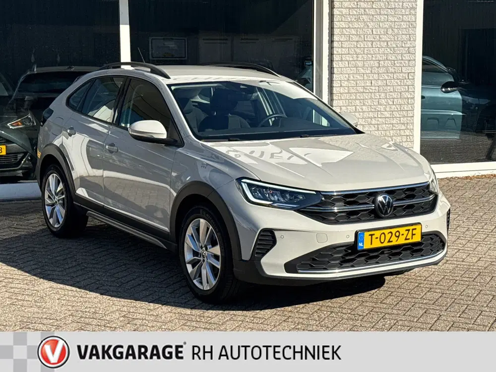 Volkswagen Taigo 1.0 TSI Life uit 2023, foto 2