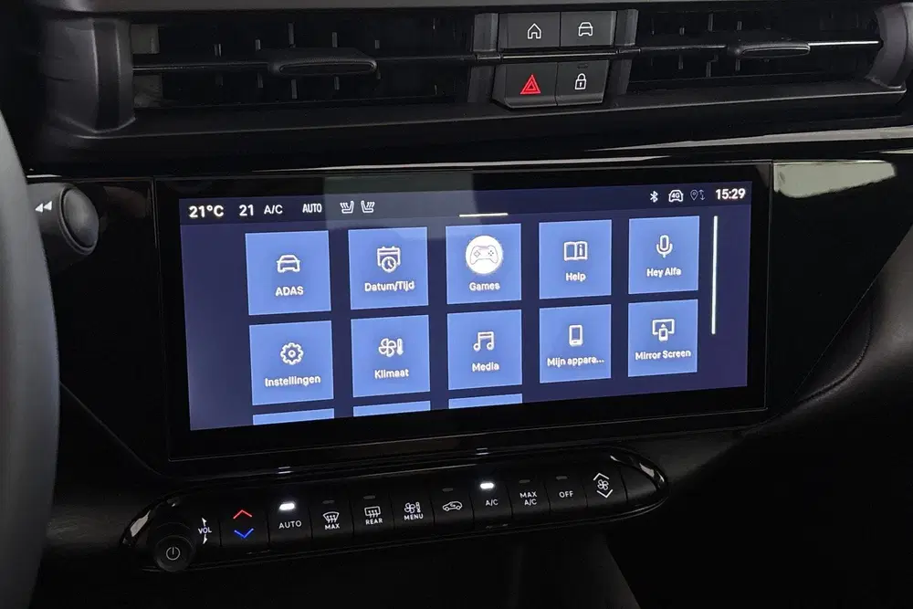 Alfa Romeo Junior 1.2 Turbo Hybrid Ibrida Ti Pano Stoelverwa uit 2026, foto 13