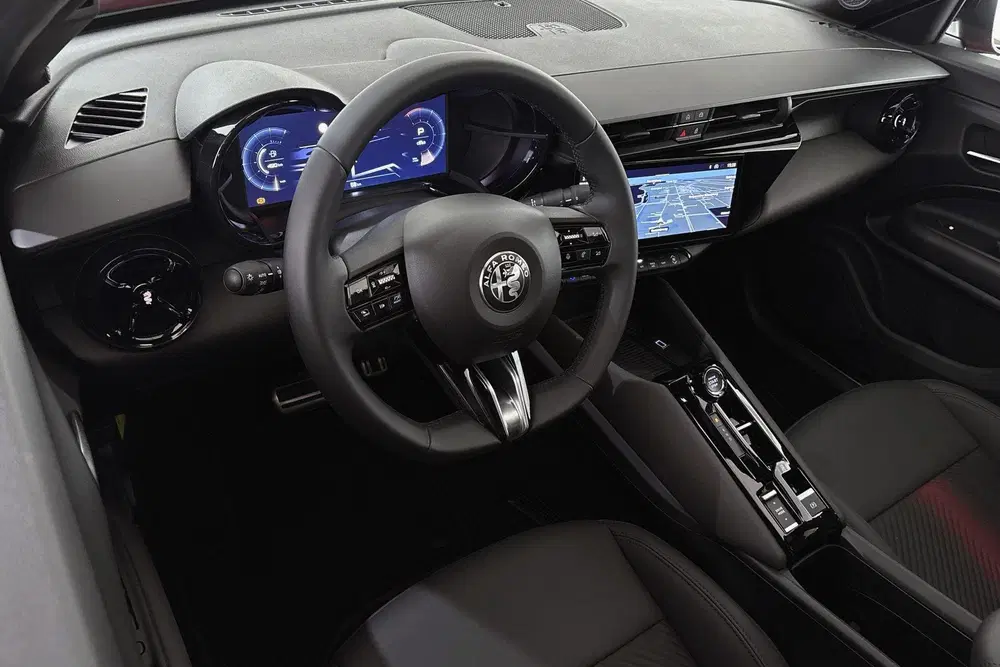 Alfa Romeo Junior 1.2 Turbo Hybrid Ibrida Ti Pano Stoelverwa uit 2026, foto 5