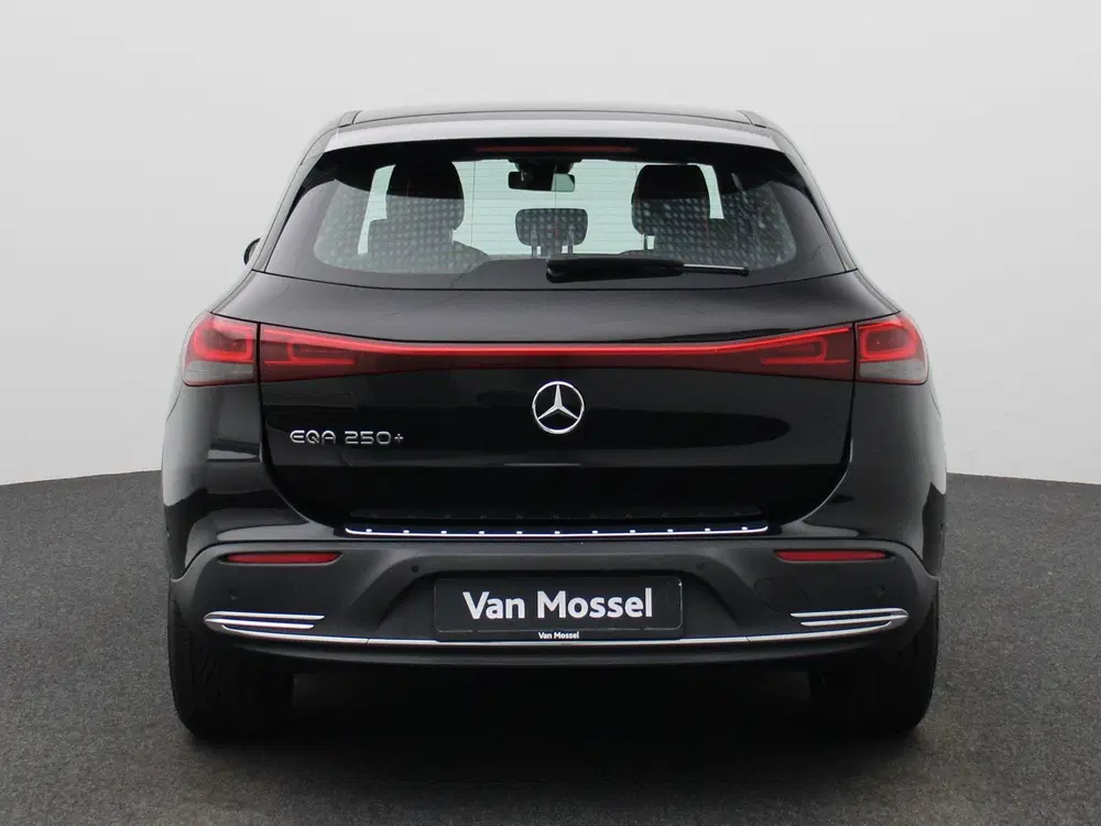 Mercedes-Benz EQA 250+ Luxury Line uit 2022, foto 5