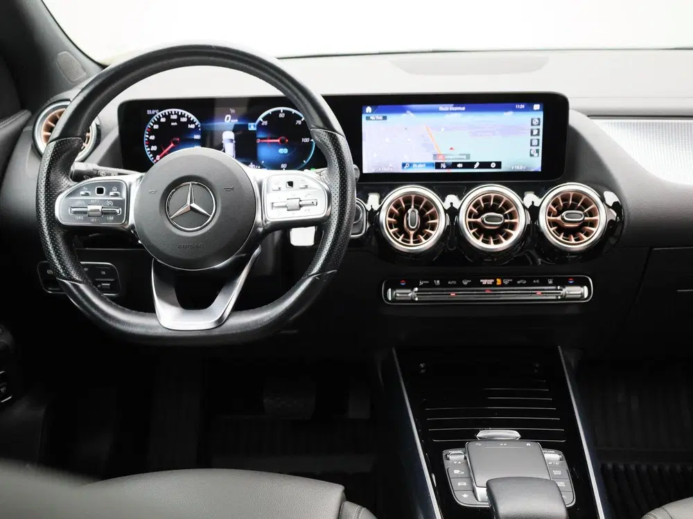 Mercedes-Benz EQA 250+ Luxury Line uit 2022, foto 7