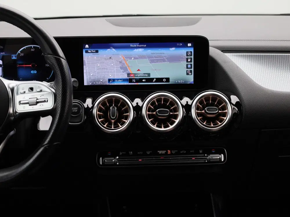 Mercedes-Benz EQA 250+ Luxury Line uit 2022, foto 8