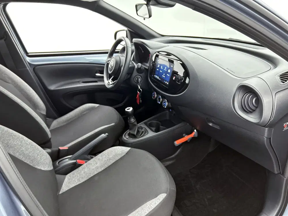 Toyota Aygo X 1.0 VVT-i MT Play uit 2025, foto 6