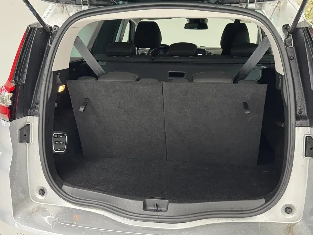 Renault Grand Scenic Grand Scénic 1.3 TCe Limited 7p. uit 2021, foto 9
