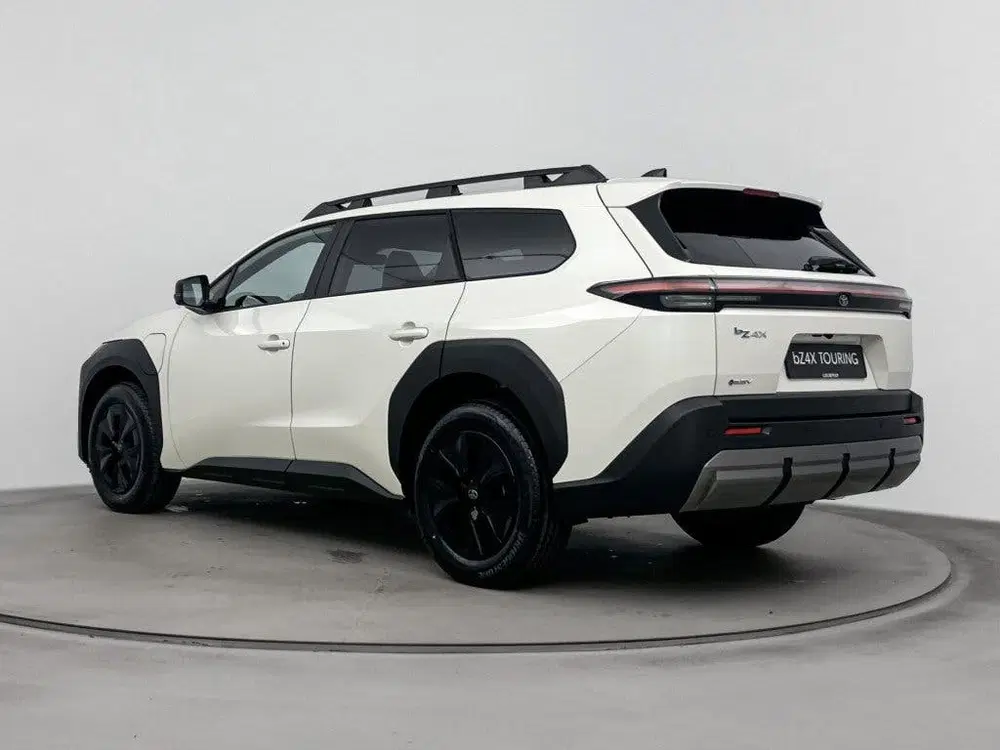 Toyota bZ4X Dynamic Limited 75 kWh *DEMO* uit 2026, foto 3