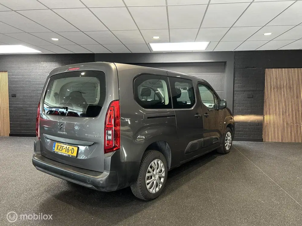Citroën Berlingo Citroen Berlingo XL 1.2 PT Live 7p. uit 2020, foto 11
