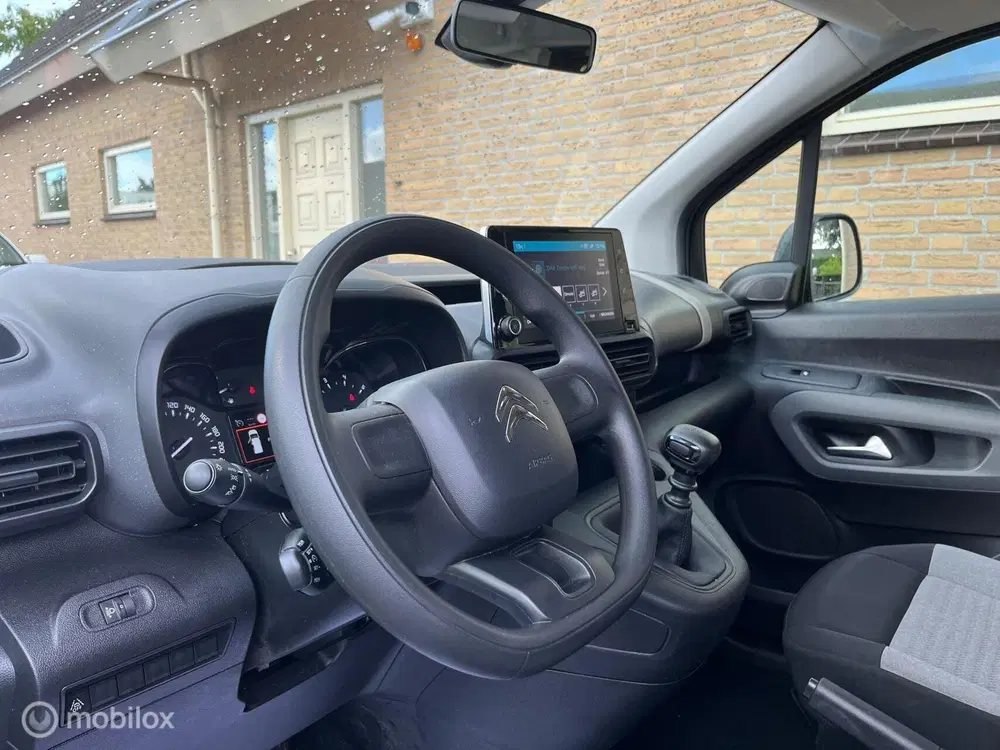 Citroën Berlingo Citroen Berlingo XL 1.2 PT Live 7p. uit 2020, foto 13