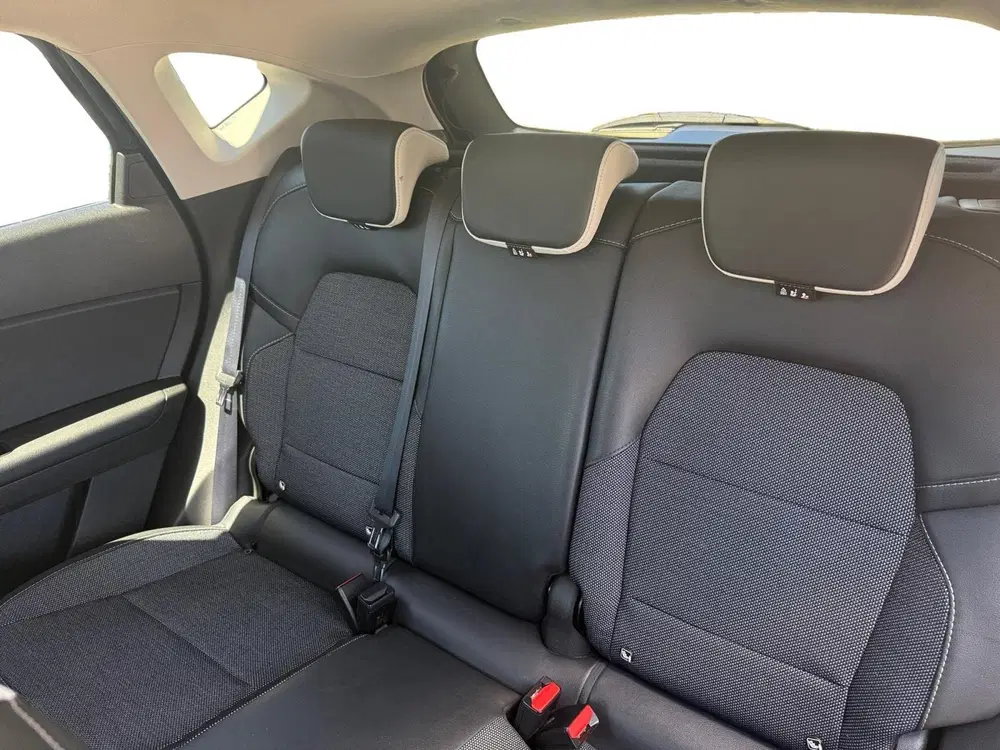 Renault Captur 1.3 TCe 140 Intens *Navi+Camera360*Climate uit 2022, foto 11