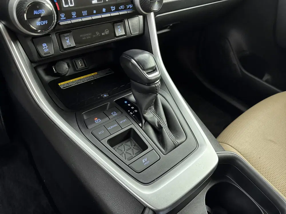 Toyota RAV 4 2.5 Hybrid Style uit 2021, foto 10
