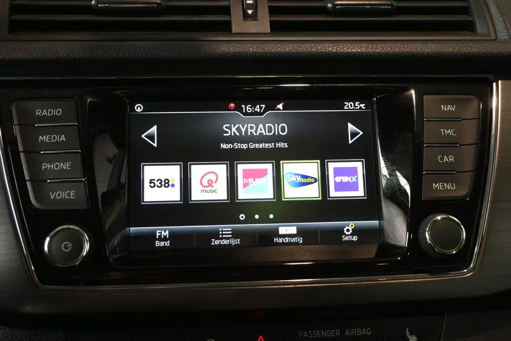 Skoda Fabia 1.0 TSI Clever Clima Navigatie Panoramadak uit 2019, foto 10
