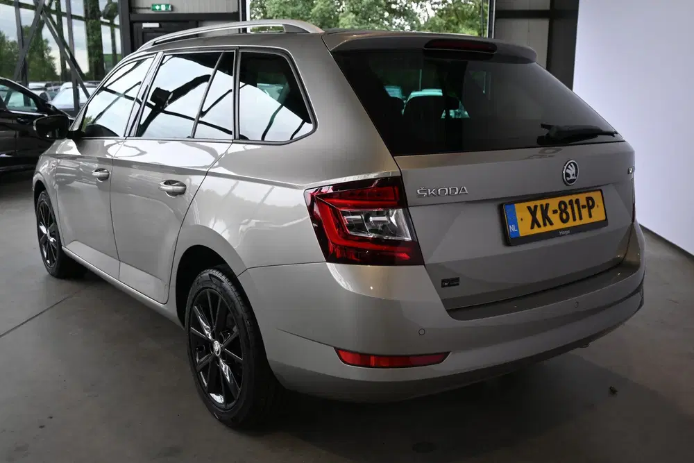 Skoda Fabia 1.0 TSI Clever Clima Navigatie Panoramadak uit 2019, foto 14