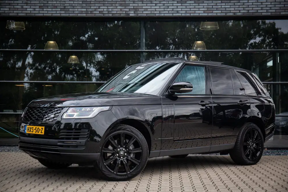 Land Rover Range Rover P400e Westminster uit 2021, foto 2