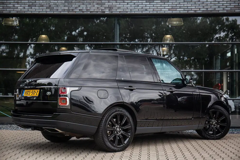 Land Rover Range Rover P400e Westminster uit 2021, foto 3