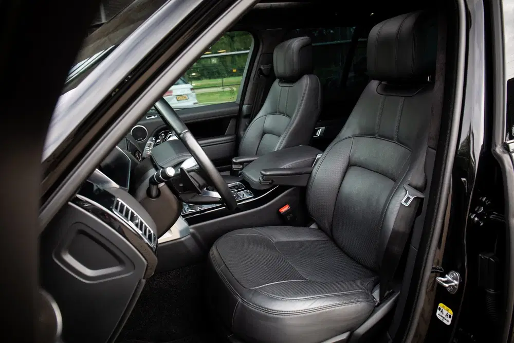 Land Rover Range Rover P400e Westminster uit 2021, foto 7