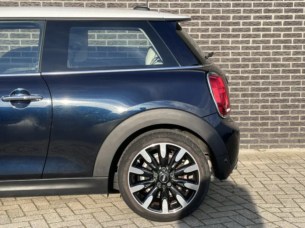 Mini Cooper 1.5 Cooper Chili BUSINESS PLUS uit 2021, foto 8