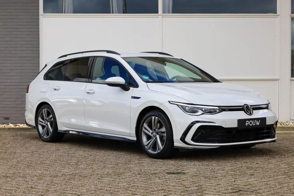 Volkswagen Golf 1.5 eTSI 130pk R-Line Business+ uit 2022, foto 8