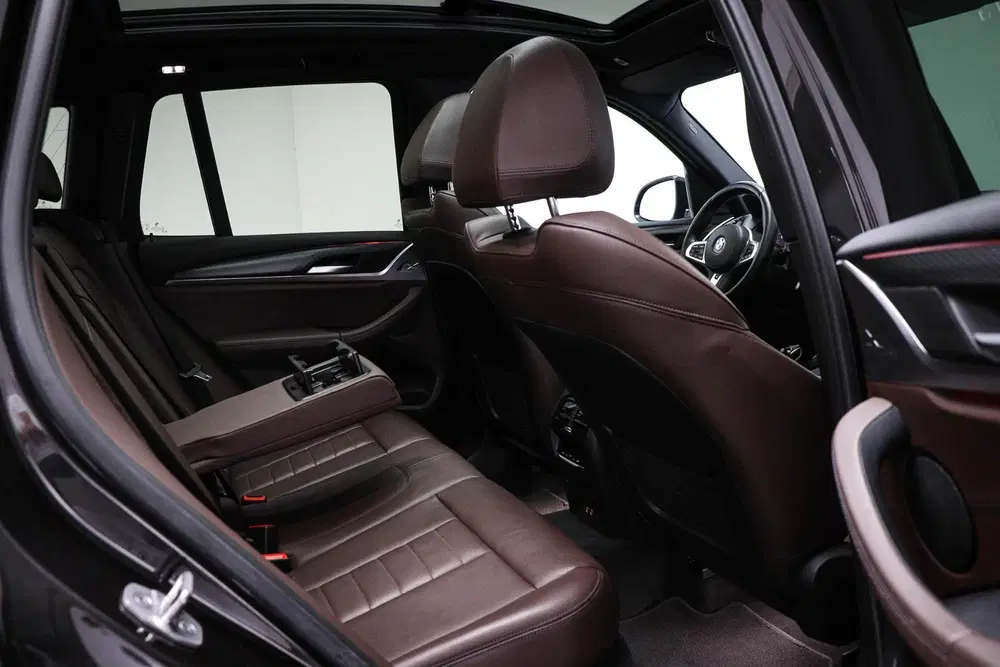 BMW X3 xDrive20i M-Sport Business Edition Plus uit 2022, foto 13