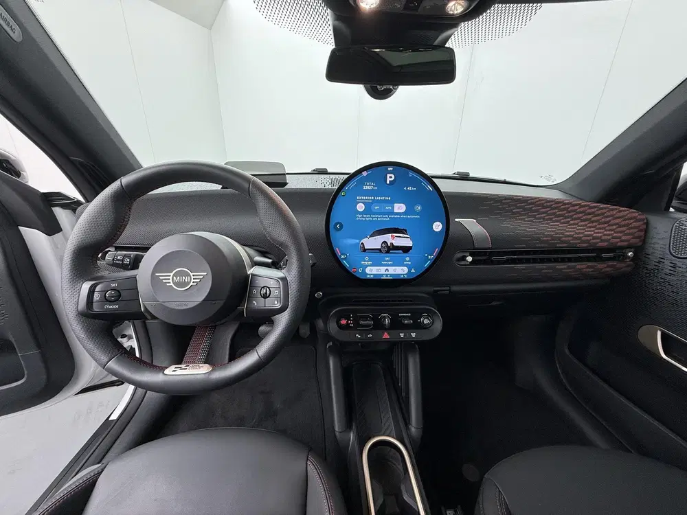Mini John Cooper Works Cooper E John Cooper Works Pakket uit 2025, foto 5