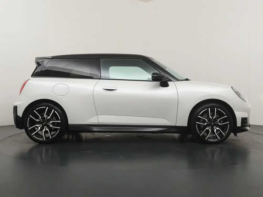Mini John Cooper Works Cooper E John Cooper Works Pakket uit 2025, foto 8