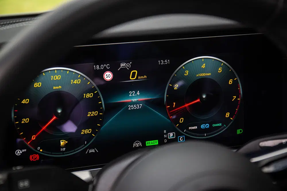 Mercedes-Benz E-Klasse 200 AMG Line uit 2023, foto 10