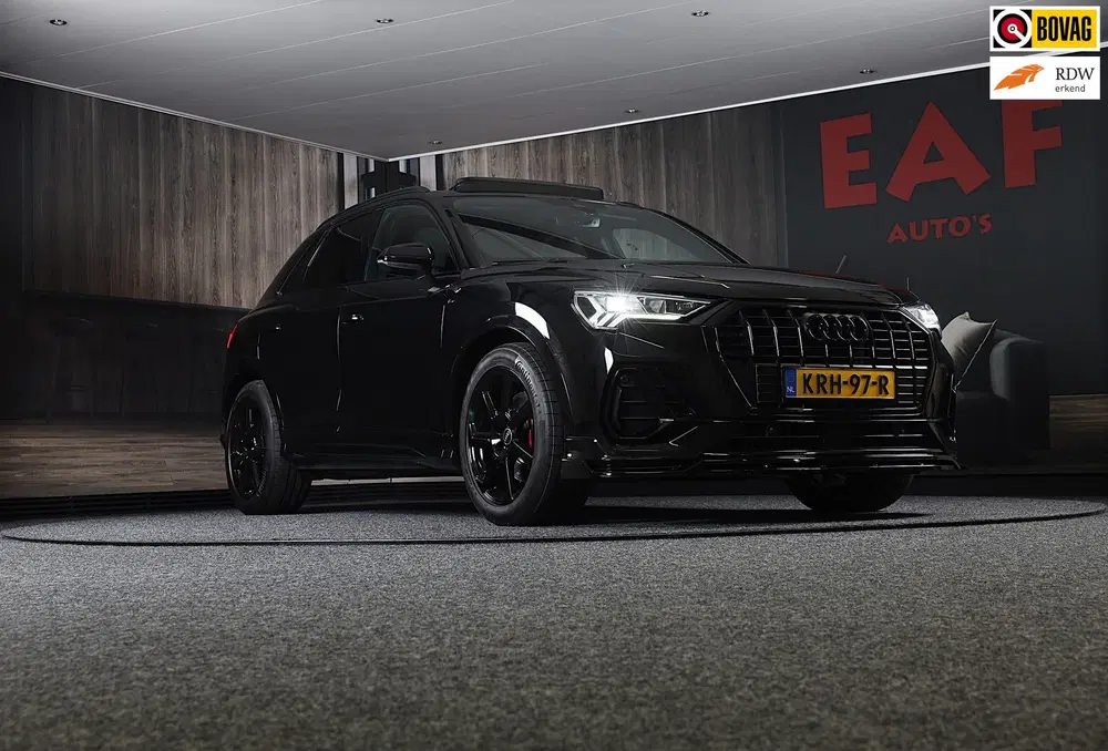 Audi Q3 45 TFSI e RSQ3 Look uit 2022
