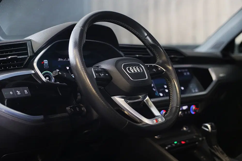 Audi Q3 45 TFSI e RSQ3 Look uit 2022, foto 7