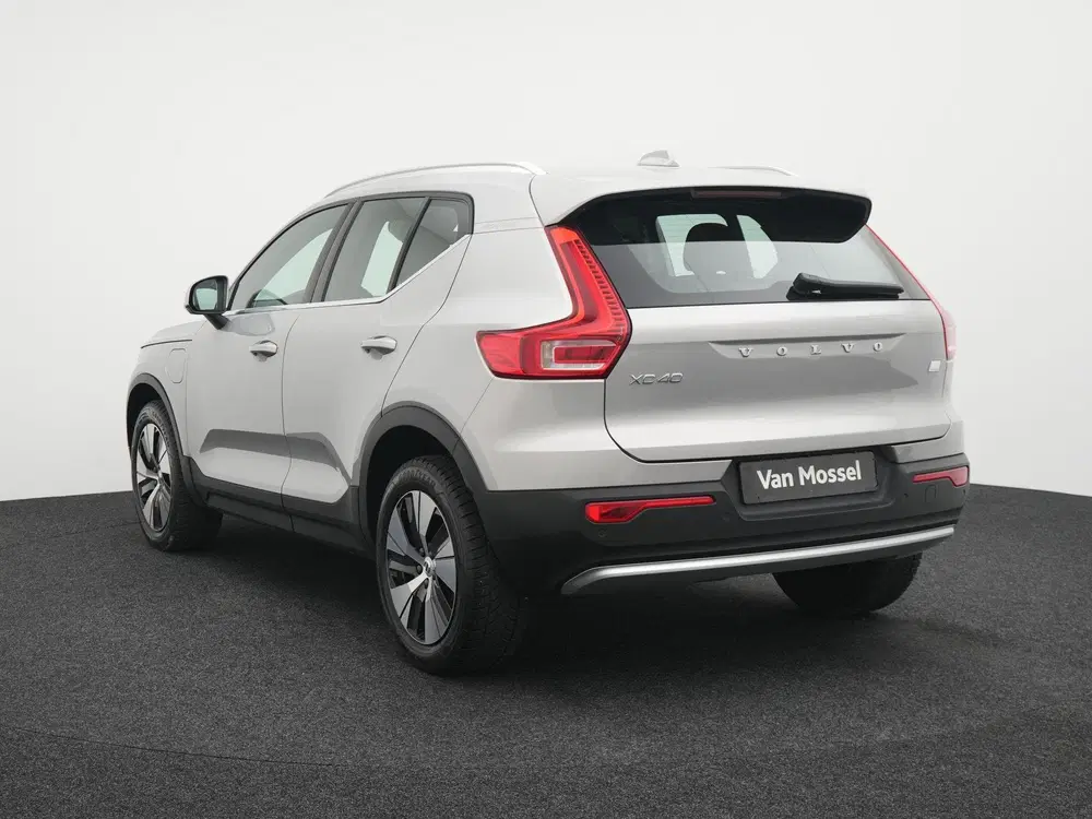 Volvo XC40 1.5 T5 Recharge plus Bright AUTOMAAT uit 2023, foto 2