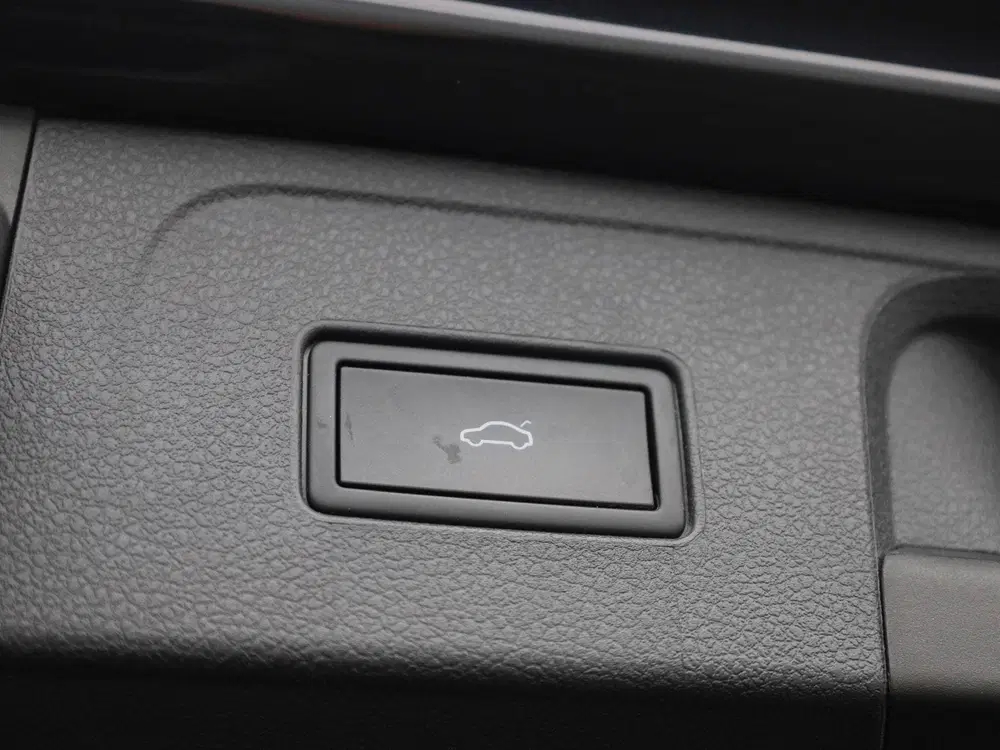 Volkswagen Passat 2.0 TDI Elegance Business R AUTOMA uit 2023, foto 15