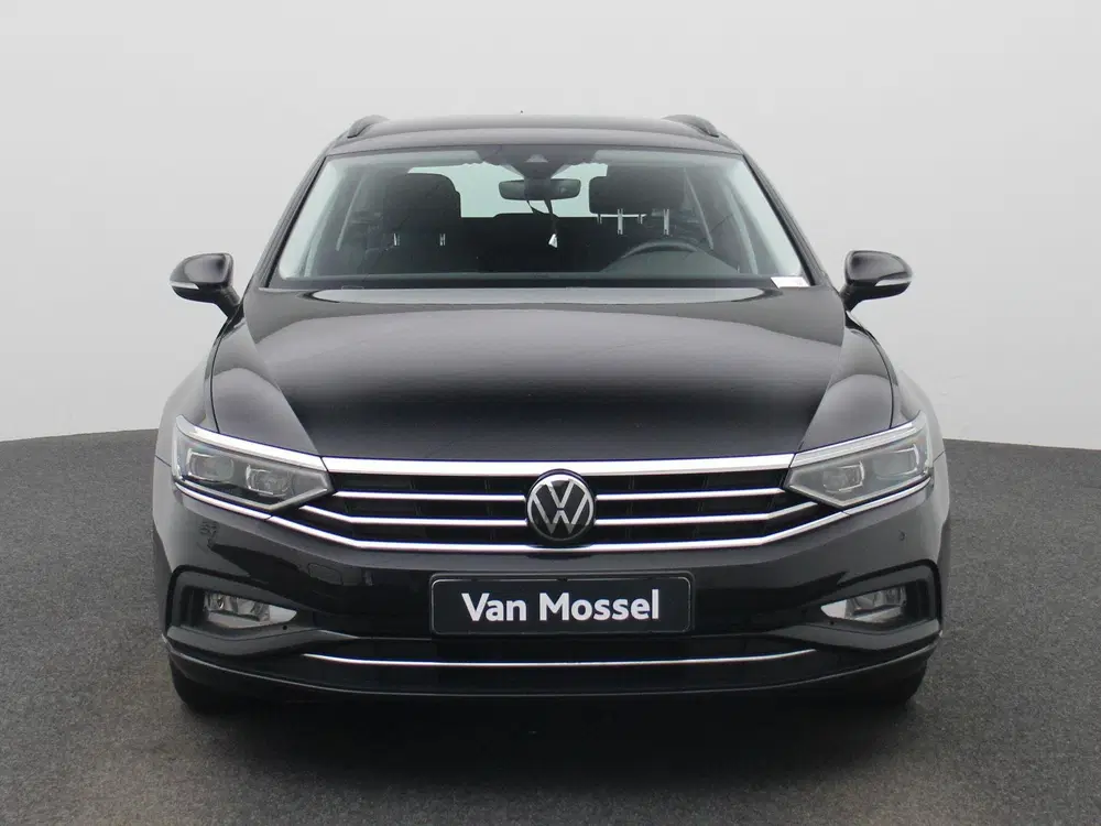 Volkswagen Passat 2.0 TDI Elegance Business R AUTOMA uit 2023, foto 3