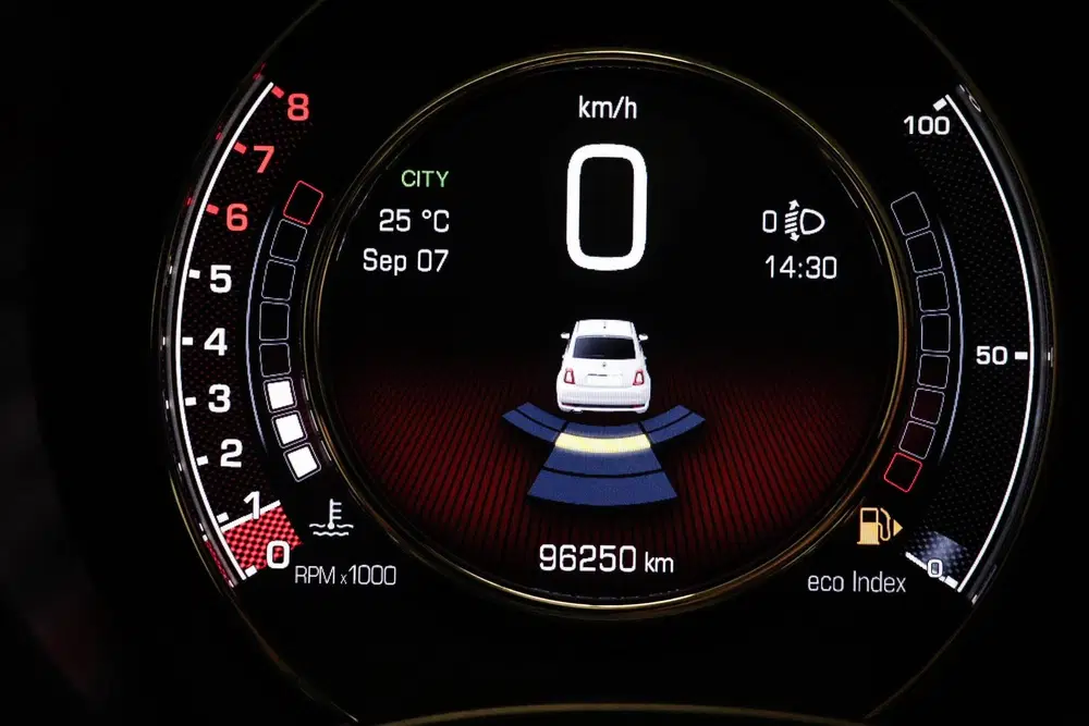 Fiat 500 1.0 Hybrid Sport uit 2022, foto 5