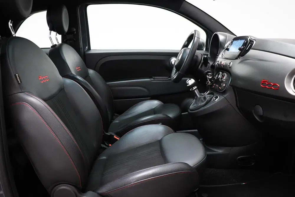 Fiat 500 1.0 Hybrid Sport uit 2022, foto 9