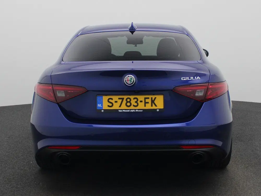 Alfa Romeo Giulia 2.0T Sprint uit 2023, foto 5