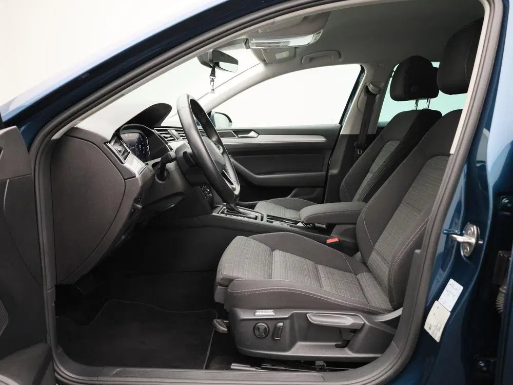 Volkswagen Passat 2.0 TDI 90kW DSG Style Business AU uit 2022, foto 11