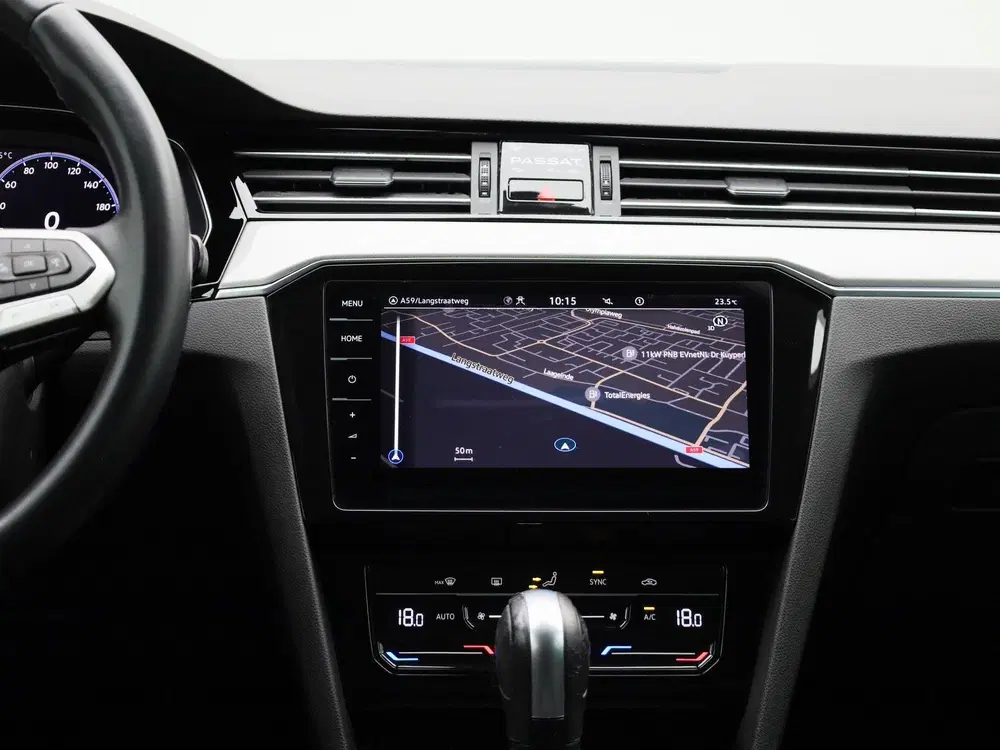 Volkswagen Passat 2.0 TDI 90kW DSG Style Business AU uit 2022, foto 9