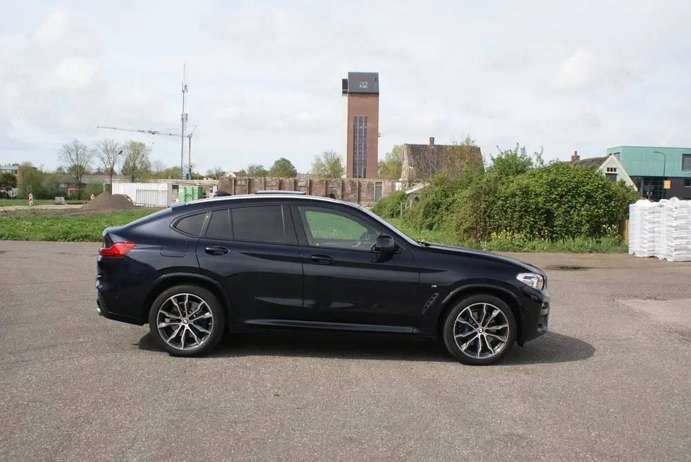 BMW X4 XDrive30i M-Pakket uit 2019, foto 6
