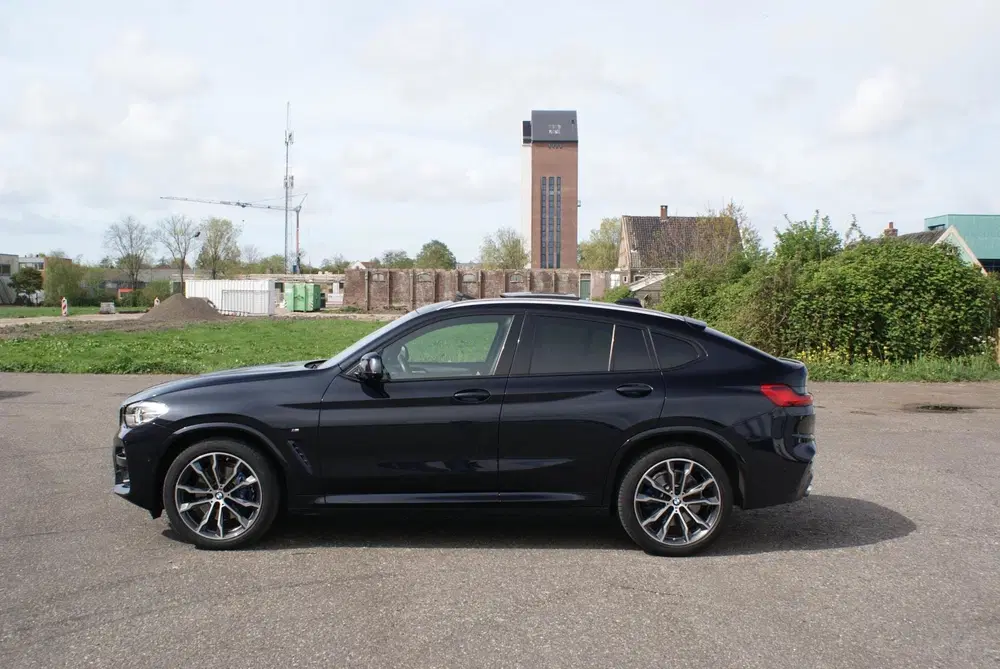 BMW X4 XDrive30i M-Pakket uit 2019, foto 8